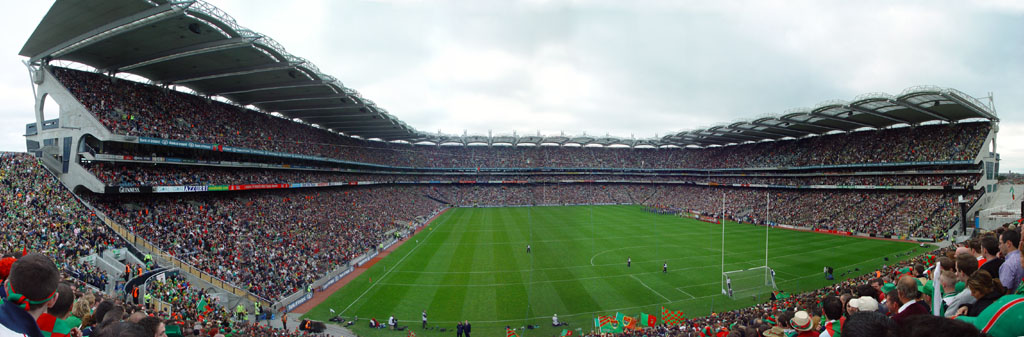 Croke Park from the Hill - 2004 All-Ireland Football Championship Final.jpg